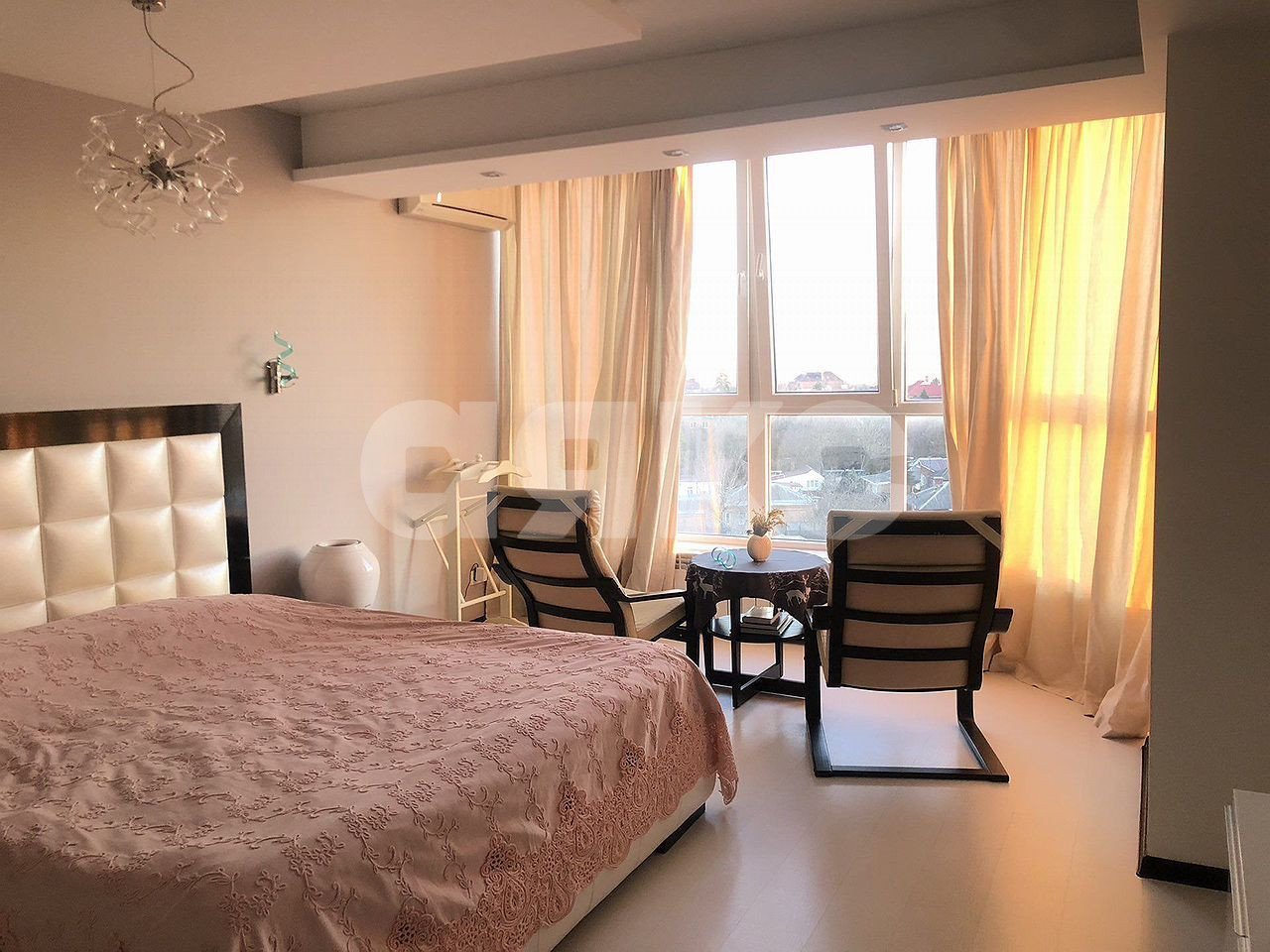 Фото №2: 2-комнатная квартира 75 м² - Ростов-на-Дону, жилой комплекс Красный Город-Сад, ул. Петрашевского, 36