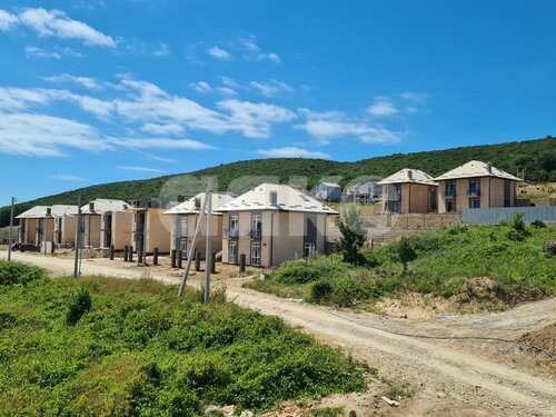 Фото №1: Земельный участок под ИЖС 9.3 сот. - Варваровка, загородный  Коллекция, ул. Славянская, 18