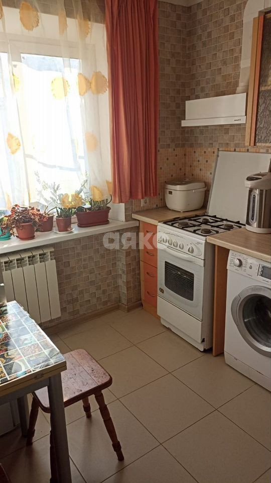 Фото №8: 2-комнатная квартира 47 м² - Сочи, Гагарина, ул. Гагарина, 38