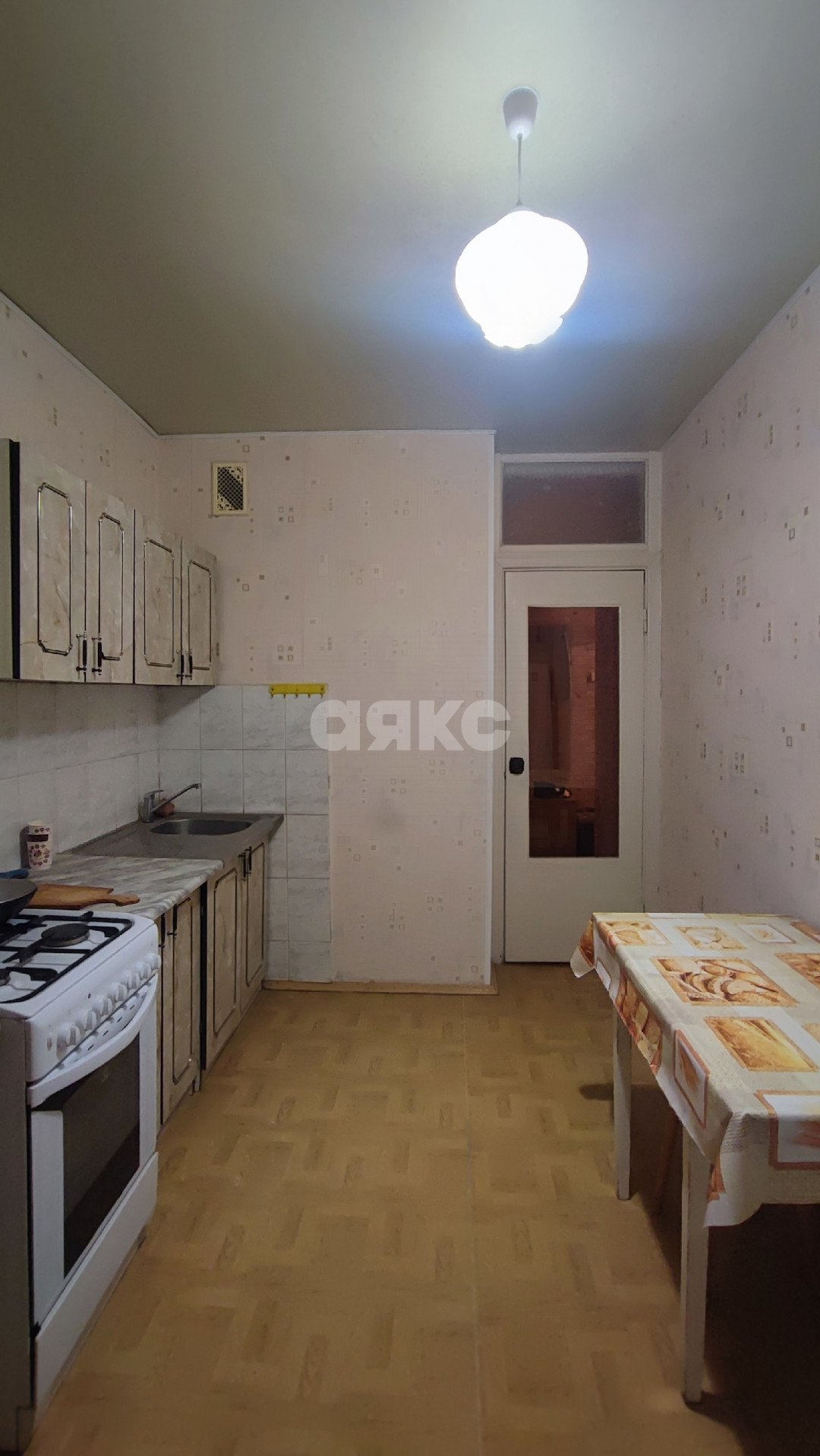 Фото №2: 2-комнатная квартира <span class="whitespace-nowrap">52 м²</span>, <span class="whitespace-nowrap">6/9 эт.</span> - Волгоград, Дзержинский, п. Ангарский, ул. Тургенева, 10А