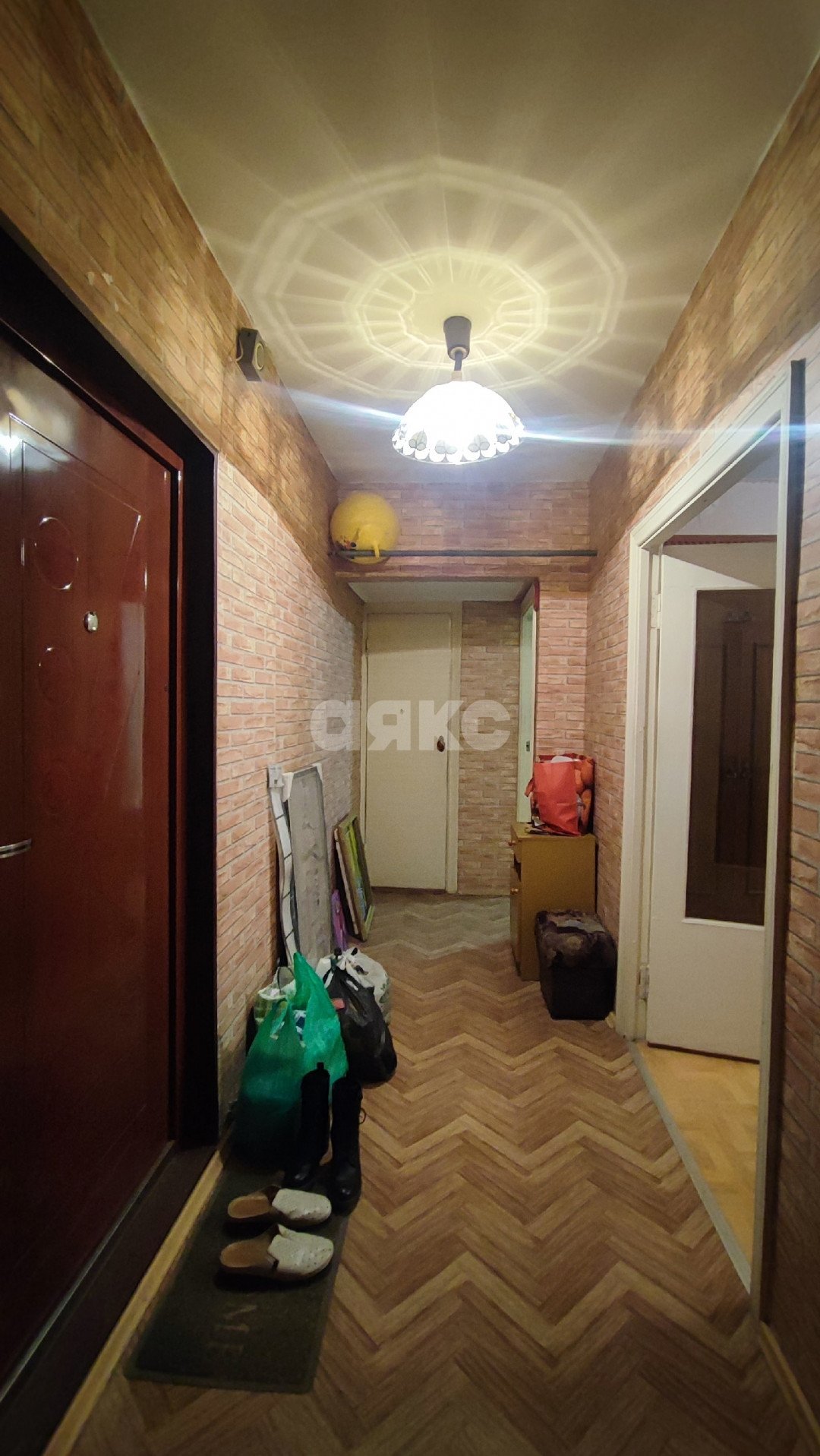 Фото №9: 2-комнатная квартира <span class="whitespace-nowrap">52 м²</span>, <span class="whitespace-nowrap">6/9 эт.</span> - Волгоград, Дзержинский, п. Ангарский, ул. Тургенева, 10А