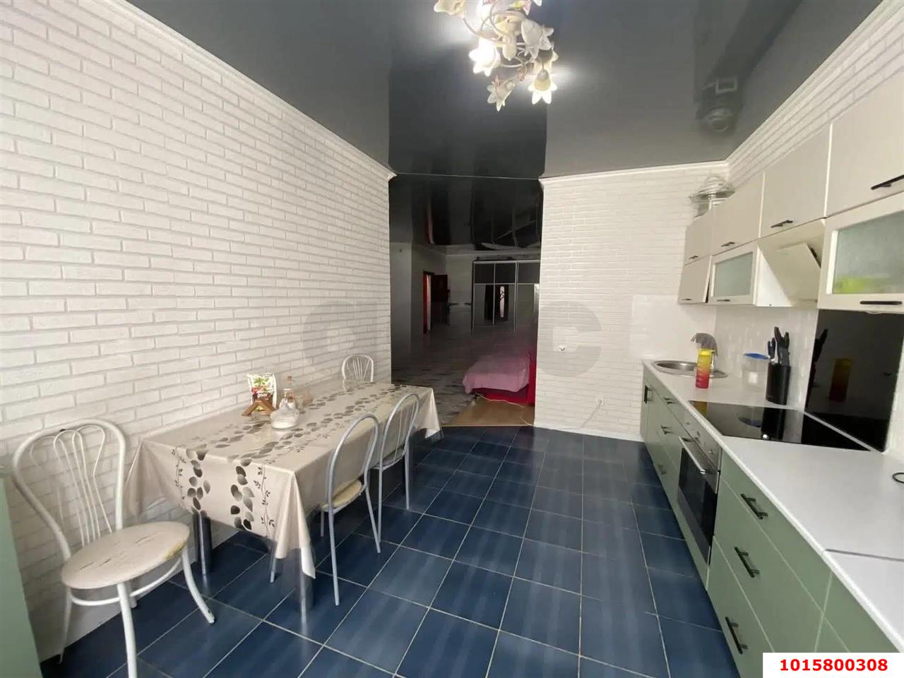 Фото №1: 2-комнатная квартира 60 м² - Краснодар, Музыкальный, Прикубанский внутригородской округ, мкр. Завод Радиоизмерительных Приборов, ул. имени С.В. Рахманинова, 23