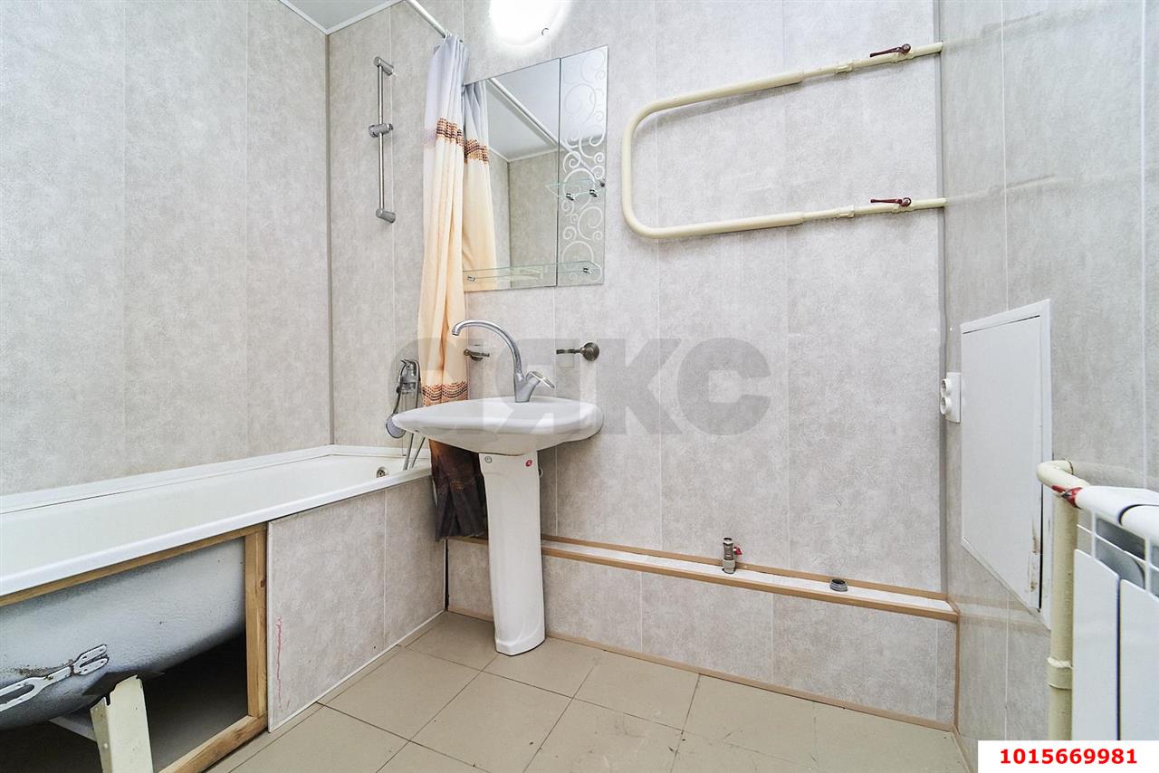 Фото №10: 3-комнатная квартира 79 м² - Краснодар, Прикубанский внутригородской округ, мкр. Восточно-Кругликовский, ул. Героя А.А. Аверкиева, 4