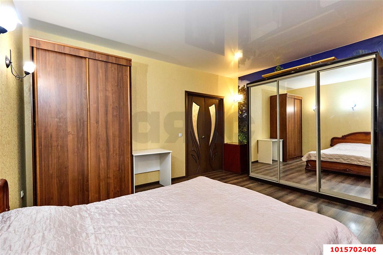 Фото №3: 2-комнатная квартира 85 м² - Краснодар, Западный внутригородской округ, мкр. Юбилейный, ул. Думенко, 21