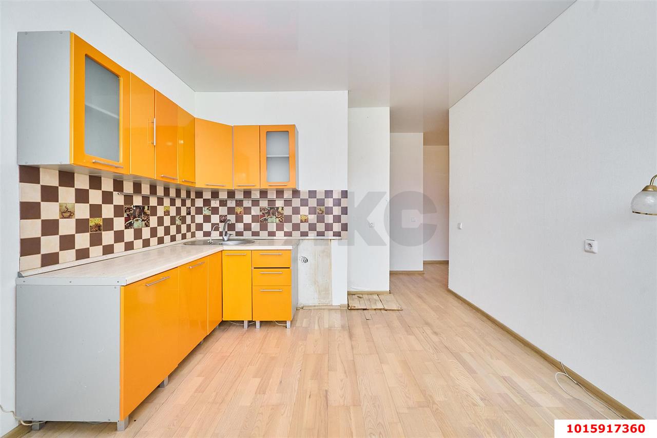 Фото №1: 2-комнатная квартира 61 м² - Краснодар, Карасунский внутригородской округ, мкр. Почтовый, ул. Артезианская, 10