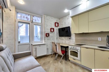 Фото №1: 1-комнатная квартира 43 м² - Краснодар, мкр. 2-й квартал, ул. имени Героя Николая Шевелёва, 2