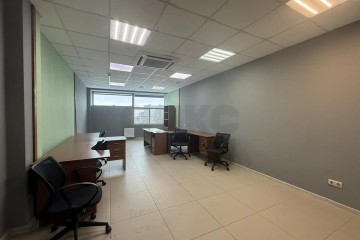 Фото №2: Офисное помещение 42 м² - Краснодар, мкр. Центральный, ул. Октябрьская, 59