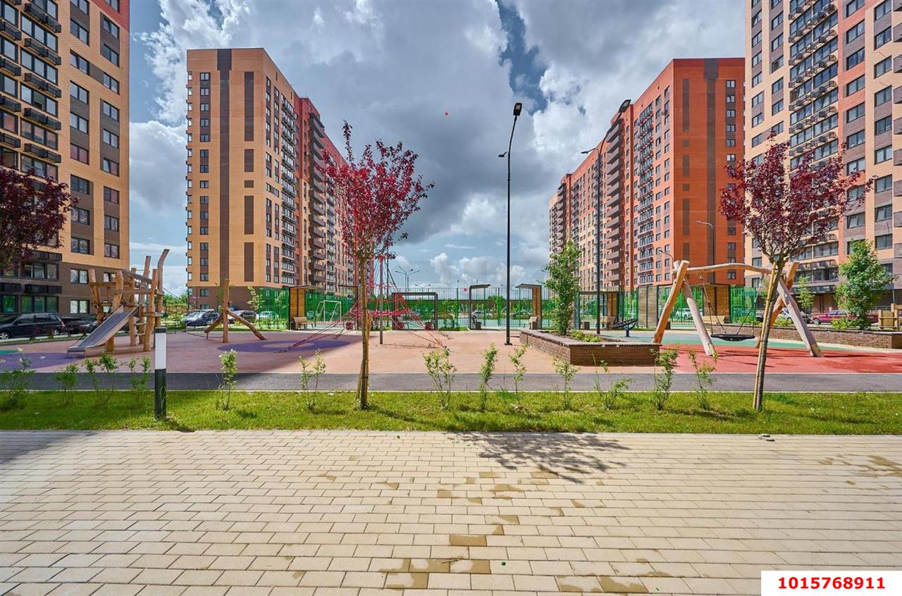 Фото №1: 2-комнатная квартира 50 м² - Краснодар, Карасунский внутригородской округ, ул. Владимира Жириновского, 1к2