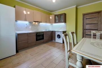 Фото №3: 2-комнатная квартира 67 м² - Краснодар, мкр. жилой комплекс Поющие Фонтаны, ул. Невкипелого, 18к2