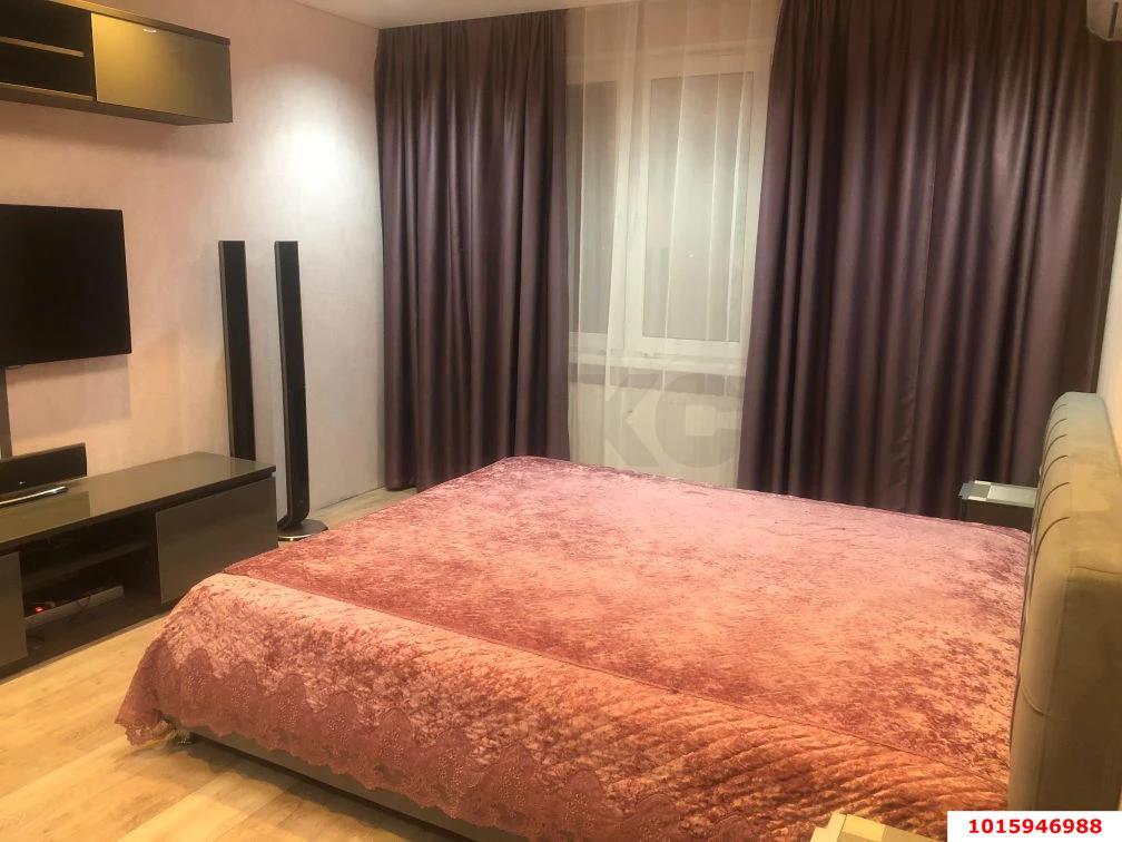 Фото №1: 1-комнатная квартира 37 м² - Краснодар, Карасунский внутригородской округ, мкр. Почтовый, пр-кт имени писателя Знаменского, 25/1