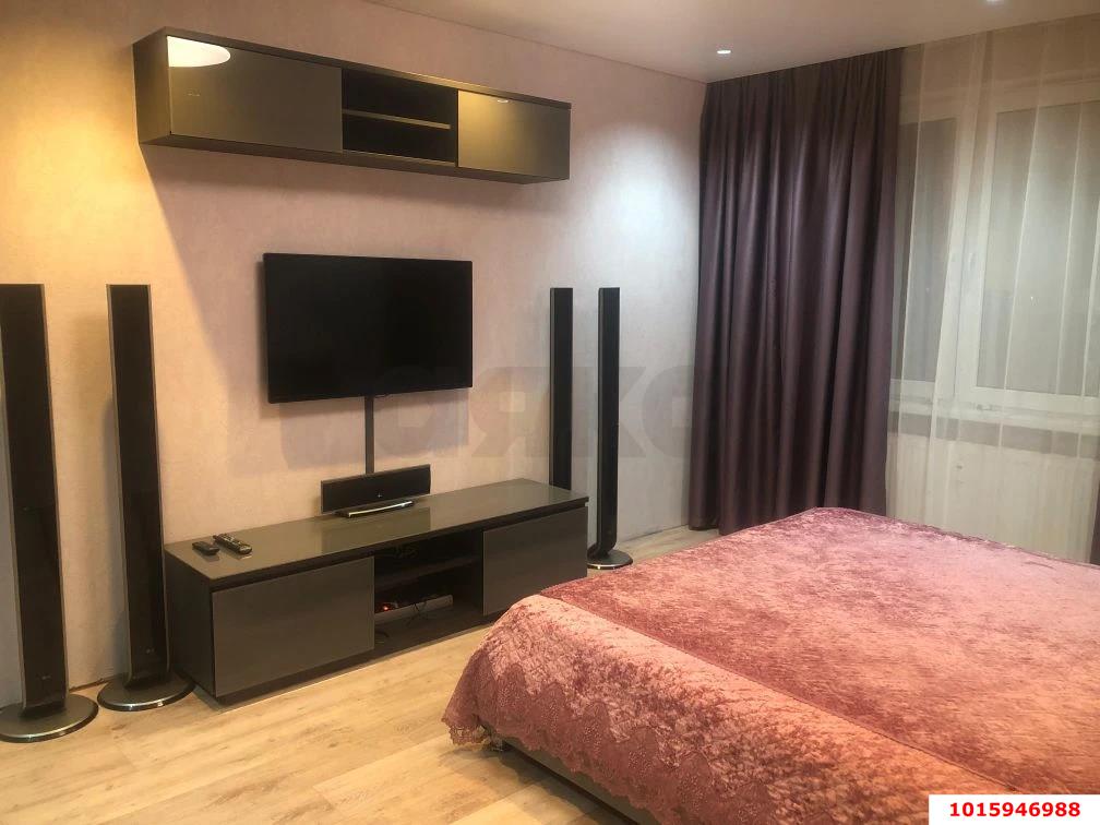 Фото №2: 1-комнатная квартира 37 м² - Краснодар, Карасунский внутригородской округ, мкр. Почтовый, пр-кт имени писателя Знаменского, 25/1