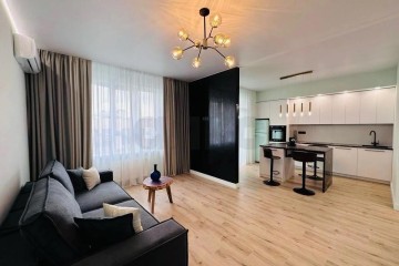 Фото №1: 1-комнатная квартира 50 м² - Краснодар, мкр. ЖК Арбат, ул. имени П.М. Гаврилова, 88