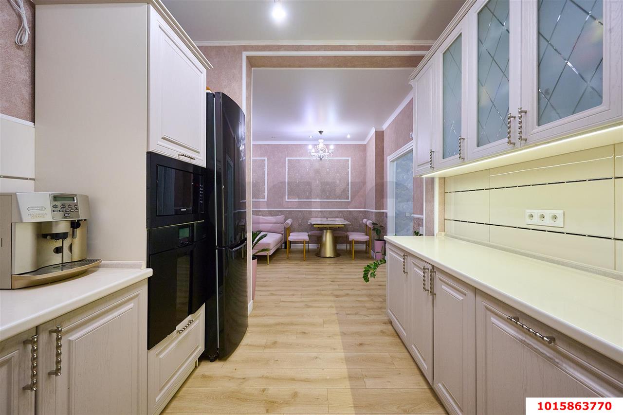 Фото №6: 2-комнатная квартира 76 м² - Краснодар, ЖК Октябрьский, жилой комплекс Центральный, Центральный внутригородской округ, Западный внутригородской округ, мкр. Центральный, ул. Октябрьская, 181/2