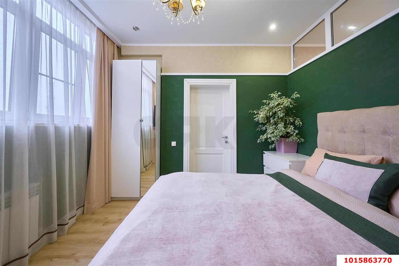 Фото №14: 2-комнатная квартира 76 м² - Краснодар, ЖК Октябрьский, жилой комплекс Центральный, Центральный внутригородской округ, Западный внутригородской округ, мкр. Центральный, ул. Октябрьская, 181/2