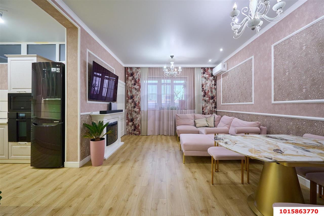 Фото №3: 2-комнатная квартира 76 м² - Краснодар, ЖК Октябрьский, жилой комплекс Центральный, Центральный внутригородской округ, Западный внутригородской округ, мкр. Центральный, ул. Октябрьская, 181/2