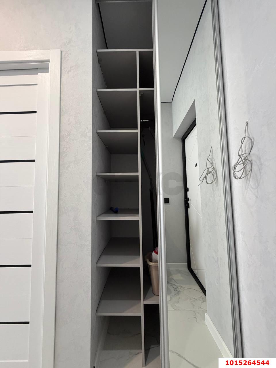 Фото №9: 1-комнатная квартира <span class="whitespace-nowrap">38 м²</span>, <span class="whitespace-nowrap">5/16 эт.</span> - Краснодар, Центральный внутригородской округ, мкр. Черёмушки, ул. Обрывная, 132/1