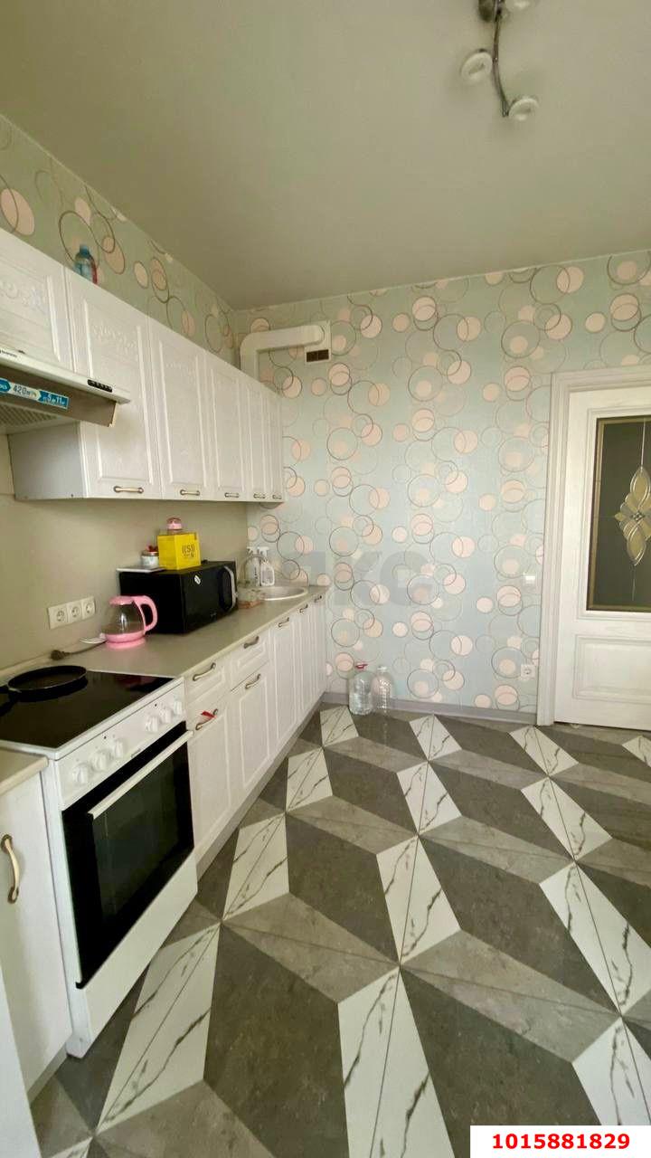 Фото №1: 1-комнатная квартира 41 м² - Краснодар, Карасунский внутригородской округ, Хлопчато-бумажный Комбинат, мкр. жилой комплекс Аквамарин, ул. Уральская, 75к2