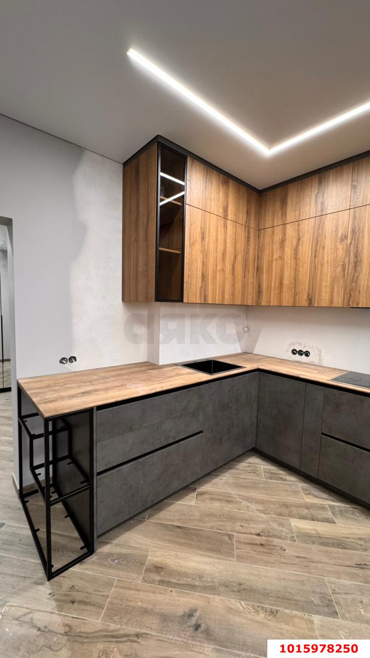 Фото №1: 2-комнатная квартира 71 м² - Краснодар, Центральный, ул. Затонная