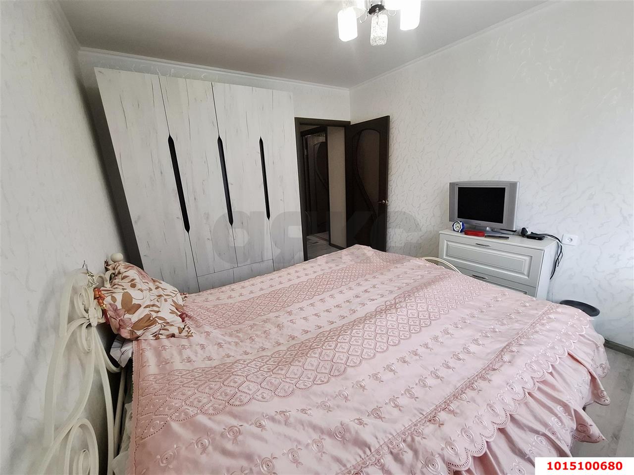 Фото №6: 2-комнатная квартира 47 м² - Краснодар, Западный внутригородской округ, мкр. Юбилейный, пр-кт Чекистов, 31