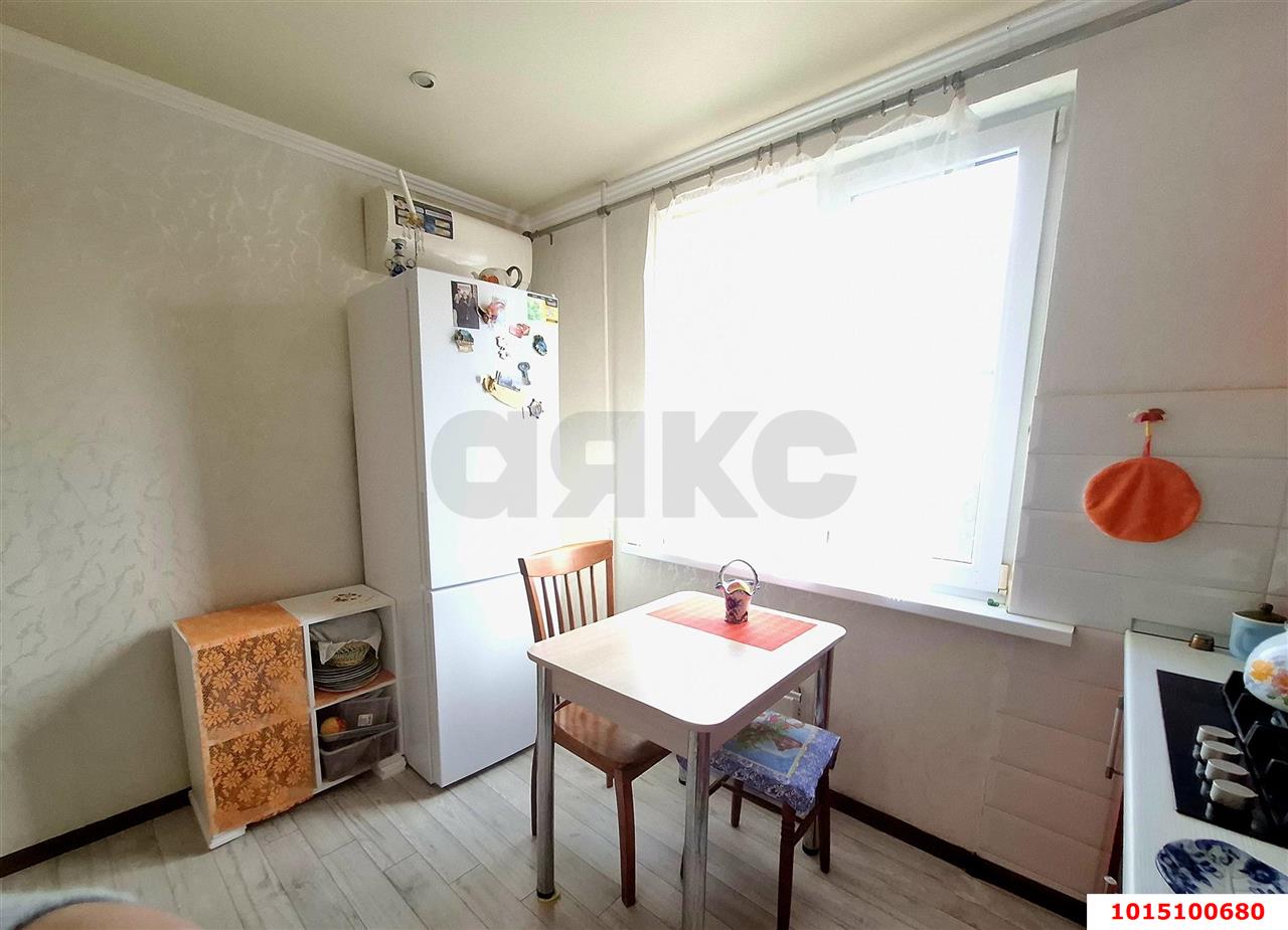 Фото №10: 2-комнатная квартира 47 м² - Краснодар, Западный внутригородской округ, мкр. Юбилейный, пр-кт Чекистов, 31