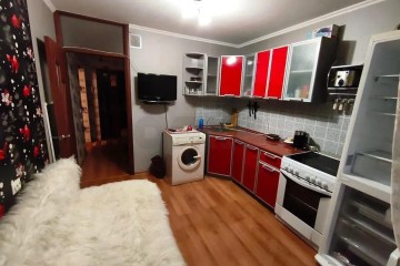 Фото №1: 1-комнатная квартира 37 м² - Краснодар, мкр. Юбилейный, ул. имени Калинина, 13к58