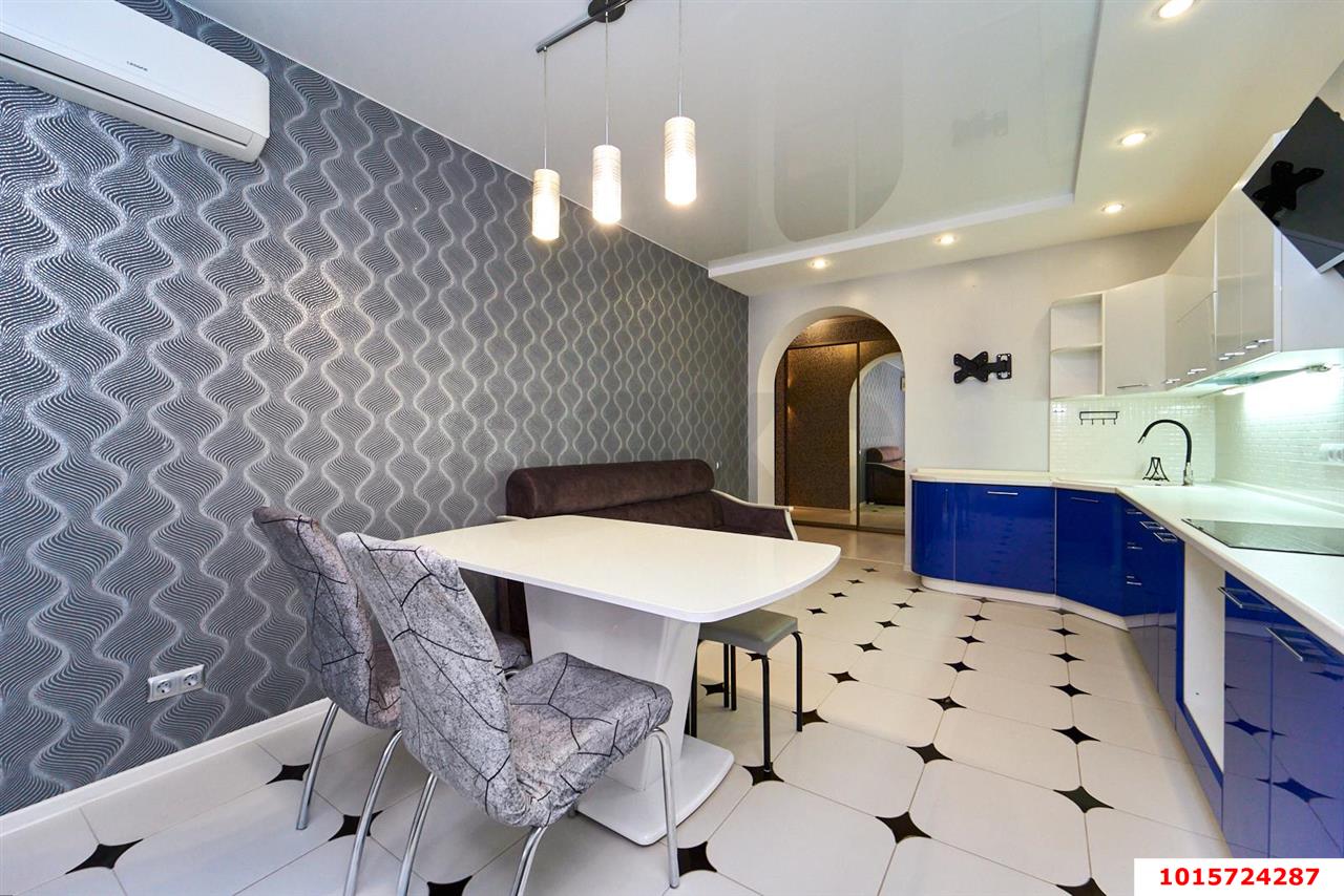 Фото №2: 2-комнатная квартира 74 м² - Краснодар, жилой комплекс Империал, ул. Бородинская, 137/1