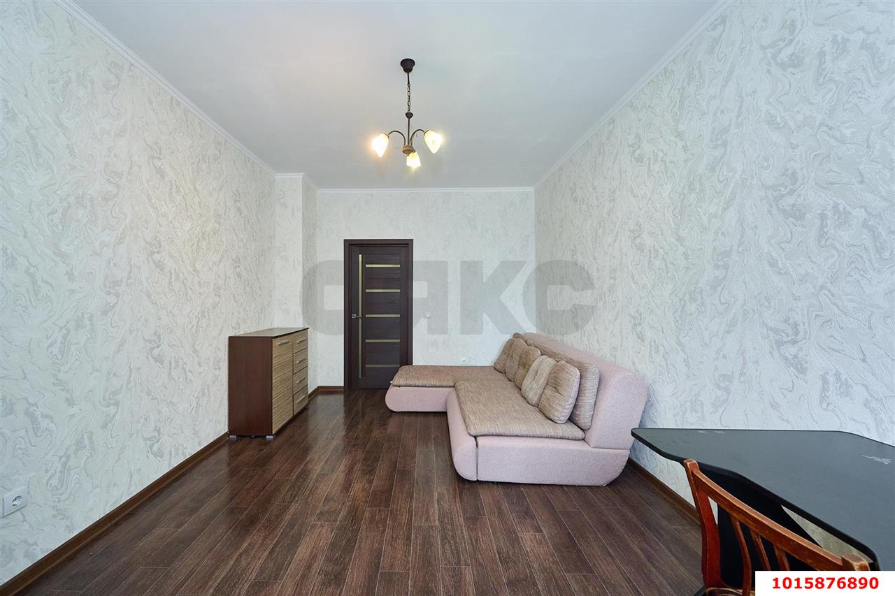 Фото №3: 1-комнатная квартира 42 м² - Краснодар, имени Маршала Жукова, ул. Александра Покрышкина, 2/2