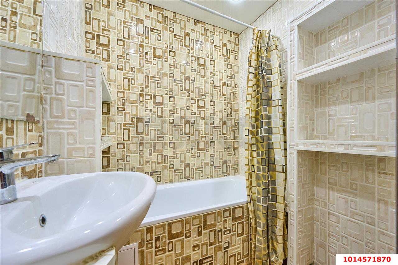 Фото №13: 2-комнатная квартира 57 м² - Краснодар, Прикубанский внутригородской округ, мкр. Военный городок № 109, ул. Кореновская, 63