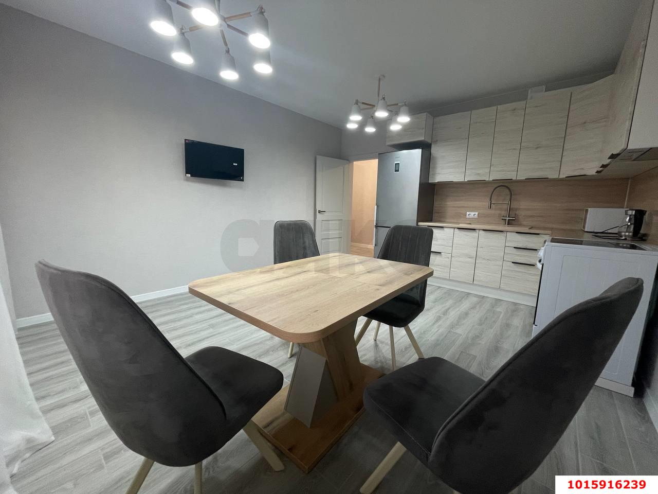 Фото №2: 2-комнатная квартира 64 м² - Краснодар, Парк Победы, ул. Героя Пешкова, 14к3