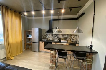 Фото №1: 1-комнатная квартира 80 м² - Краснодар, мкр. Западный внутригородской округ, ул. имени Дзержинского, 93