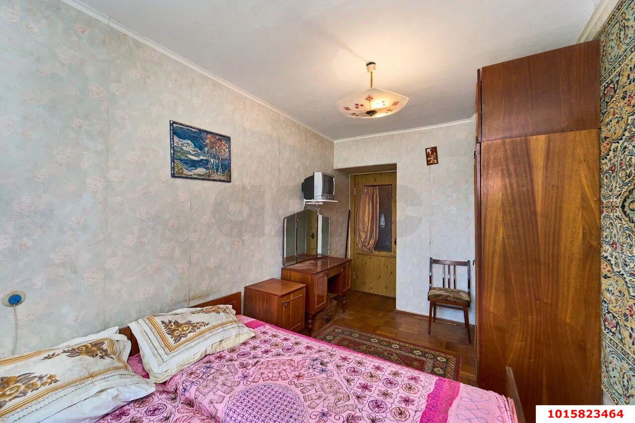 Фото №3: 2-комнатная квартира <span class="whitespace-nowrap">46 м²</span>, <span class="whitespace-nowrap">5/5 эт.</span> - Краснодар, Западный внутригородской округ, мкр. Фестивальный, ул. Гагарина, 143