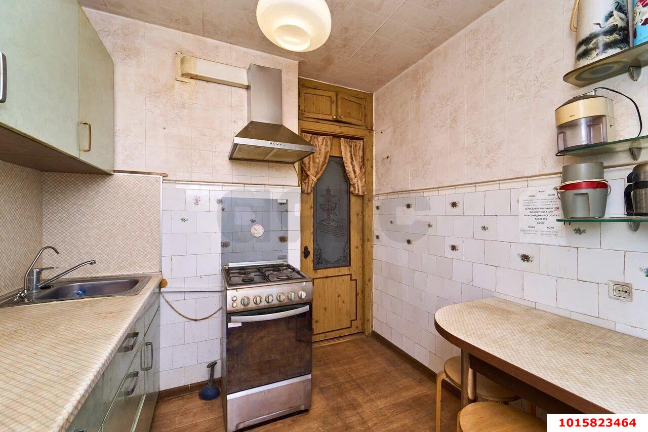 Фото №11: 2-комнатная квартира <span class="whitespace-nowrap">46 м²</span>, <span class="whitespace-nowrap">5/5 эт.</span> - Краснодар, Западный внутригородской округ, мкр. Фестивальный, ул. Гагарина, 143
