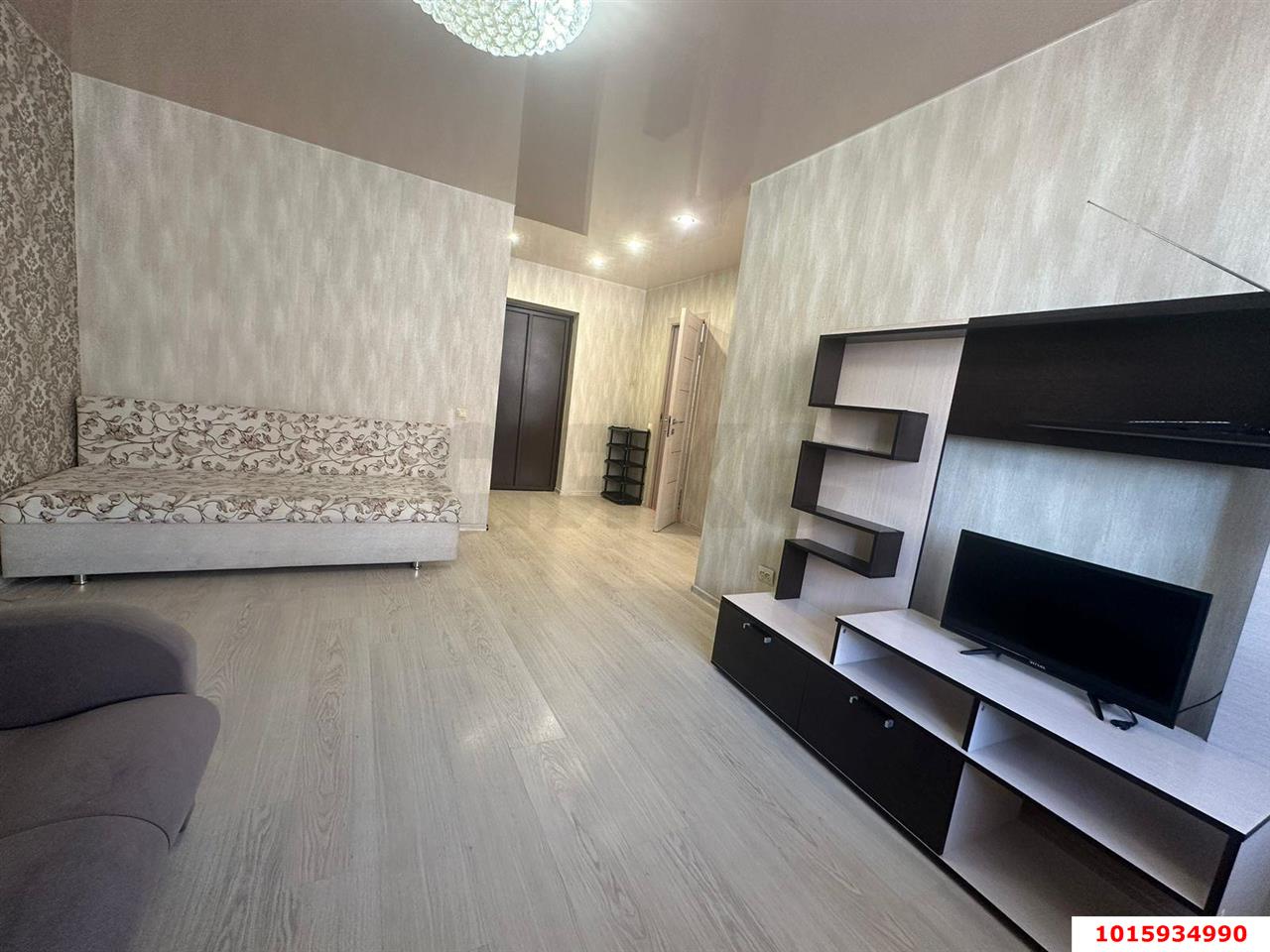 Фото №3: 1-комнатная квартира 35 м² - Краснодар, имени Петра Метальникова, ул. Петра Метальникова, 11