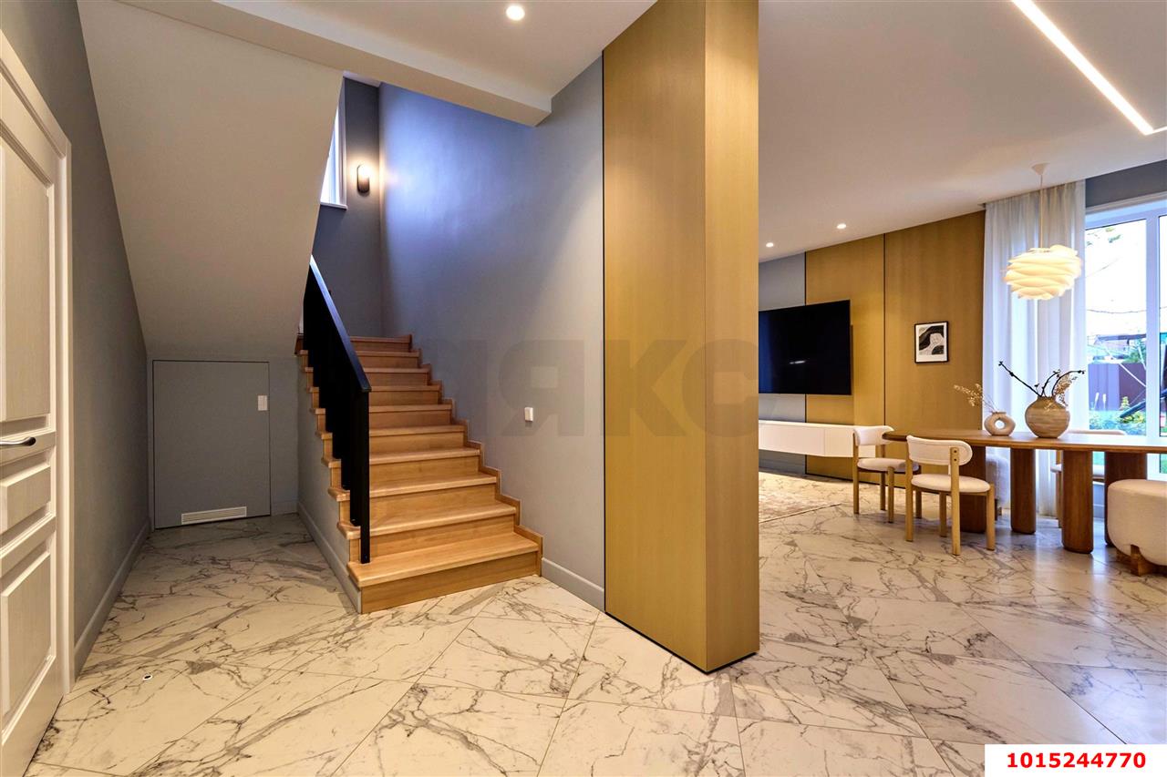 Фото №19: Дом 421 м² + 11 сот. - Краснодар, Прикубанский внутригородской округ, п. коттеджный  Зелёная Долина, пр-кт Римский, 4