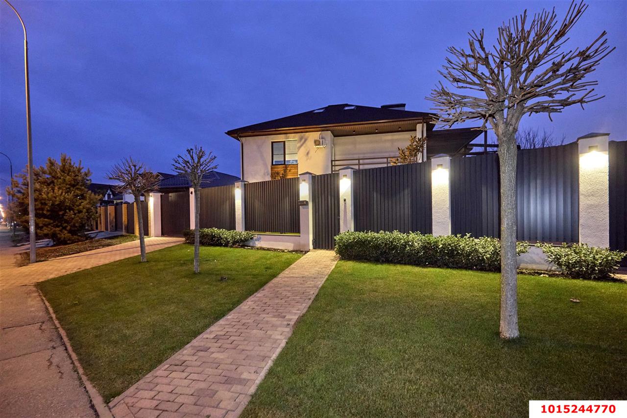 Фото №39: Дом 421 м² + 11 сот. - Краснодар, Прикубанский внутригородской округ, п. коттеджный  Зелёная Долина, пр-кт Римский, 4