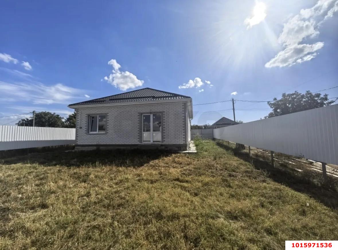 Фото №2: Дом 100 м² + 4 сот. - Лазурный, мкр. Прикубанский внутригородской округ, ул. Черноморская