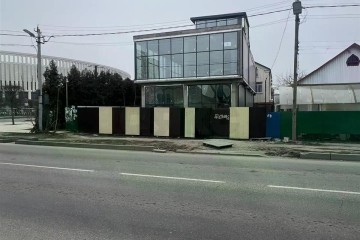 Фото №1: Торговое помещение 404 м² - Краснодар, мкр. Табачная Фабрика, ул. имени Жлобы, 106