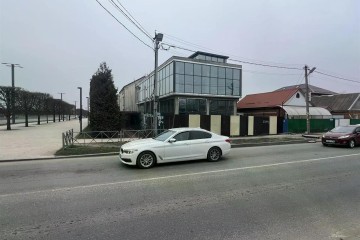 Фото №4: Торговое помещение 404 м² - Краснодар, мкр. Табачная Фабрика, ул. имени Жлобы, 106