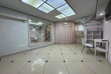 Фото №2: Коммерция 20 м² - Краснодар, мкр. Юбилейный, пр-кт Чекистов, 4