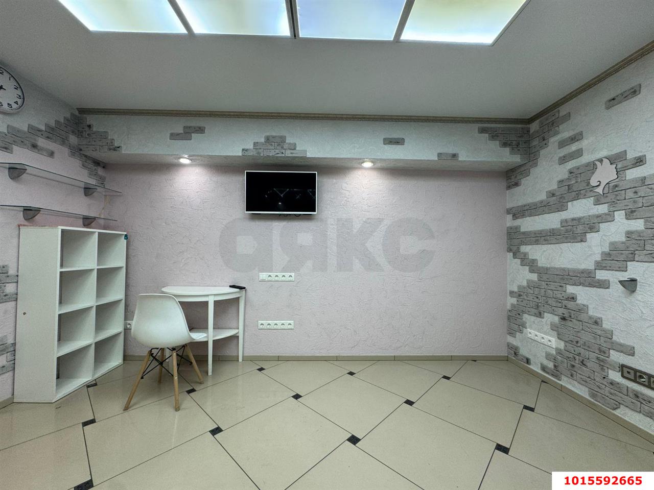 Фото №9: Торговое помещение 20 м² - Краснодар, Юбилейный, пр-кт Чекистов, 4