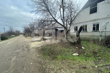 Фото №2: Земельный участок под ИЖС - Новокубанск, ул. Мичурина, 67