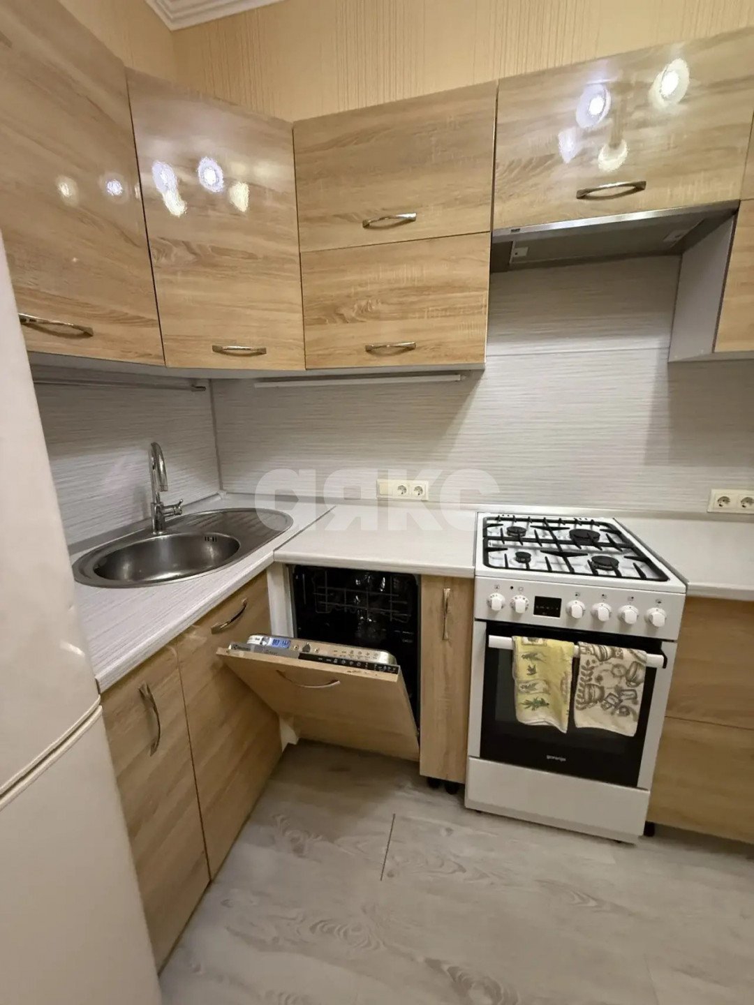 Фото №2: 1-комнатная квартира 37 м² - Горячий Ключ, Администрация, ул. Пономаренко, 24В