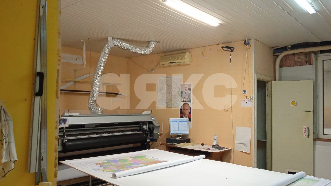 Фото №5: Коммерция 83 м² - Волгоград, р. Ворошиловский, ул. Рабоче-Крестьянская, 27