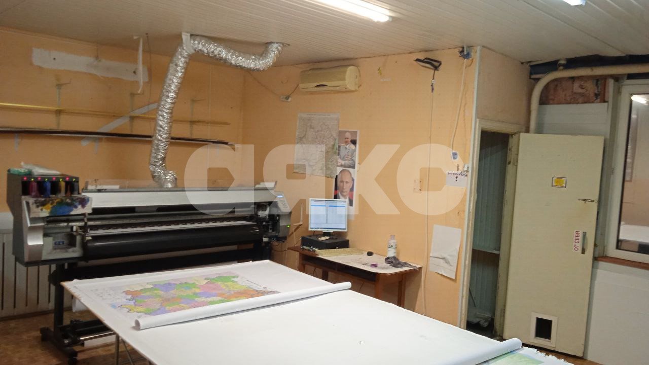 Фото №4: Коммерция 83 м² - Волгоград, р. Ворошиловский, ул. Рабоче-Крестьянская, 27