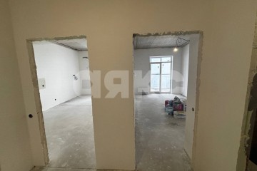 Фото №1: 1-комнатная квартира 52 м² - Волгоград, мкр. Тулака, ул. Горячеводская, 5