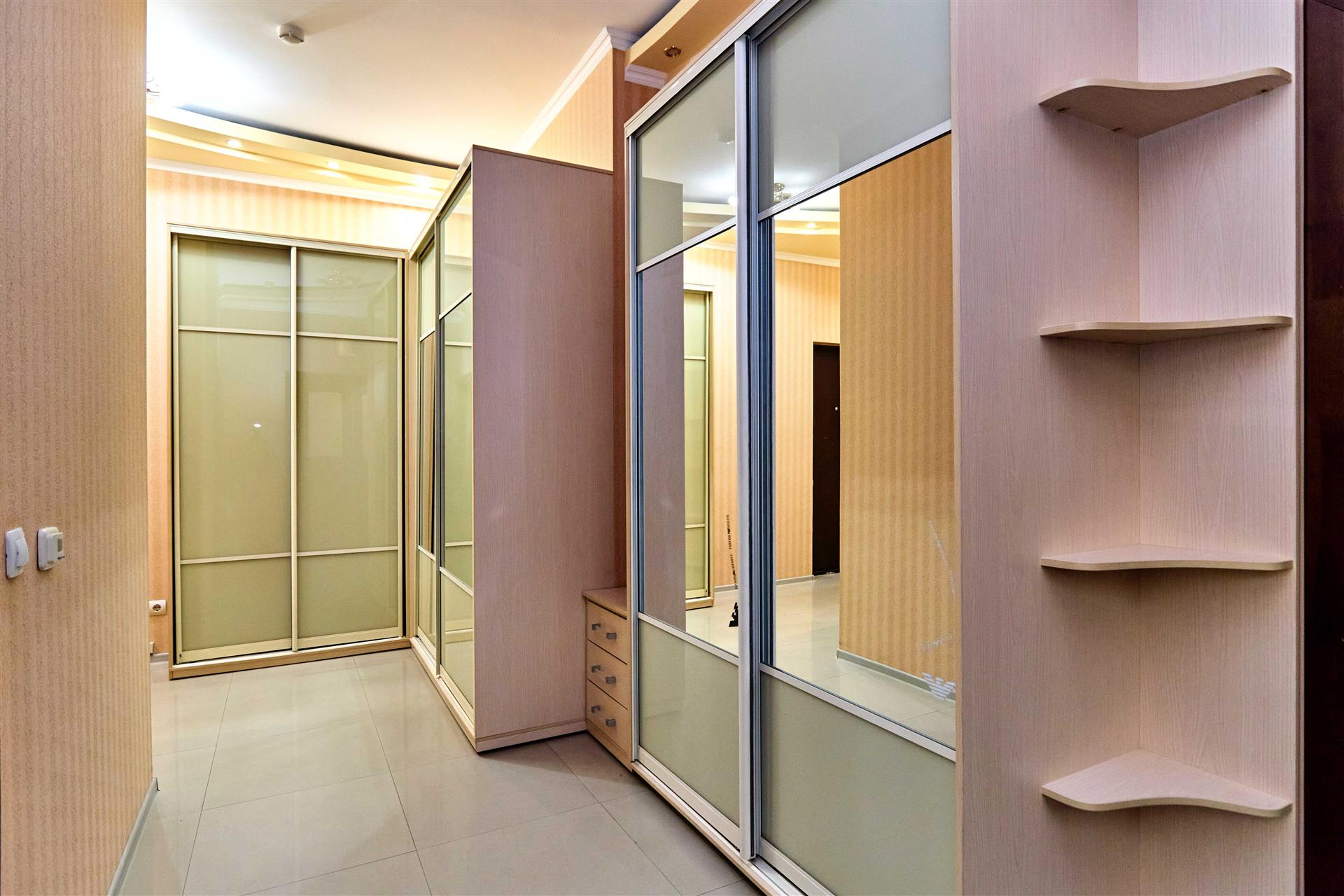 Фото №18: 2-комнатная квартира 90 м² - Краснодар, Центральный внутригородской округ, Западный внутригородской округ, мкр. Центральный, ул. Кубанская набережная, 37/11