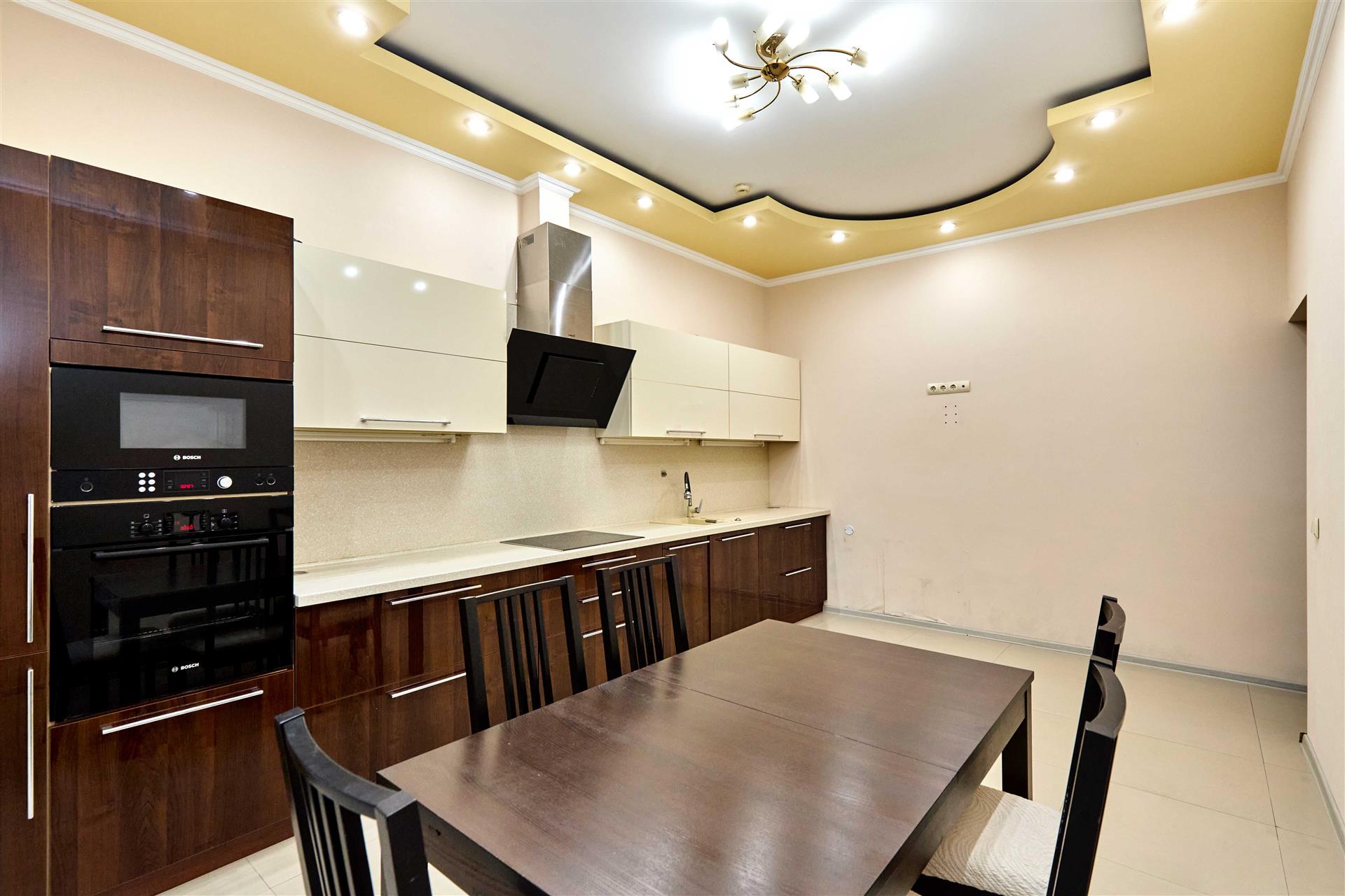 Фото №4: 2-комнатная квартира 90 м² - Краснодар, Центральный внутригородской округ, Западный внутригородской округ, мкр. Центральный, ул. Кубанская набережная, 37/11