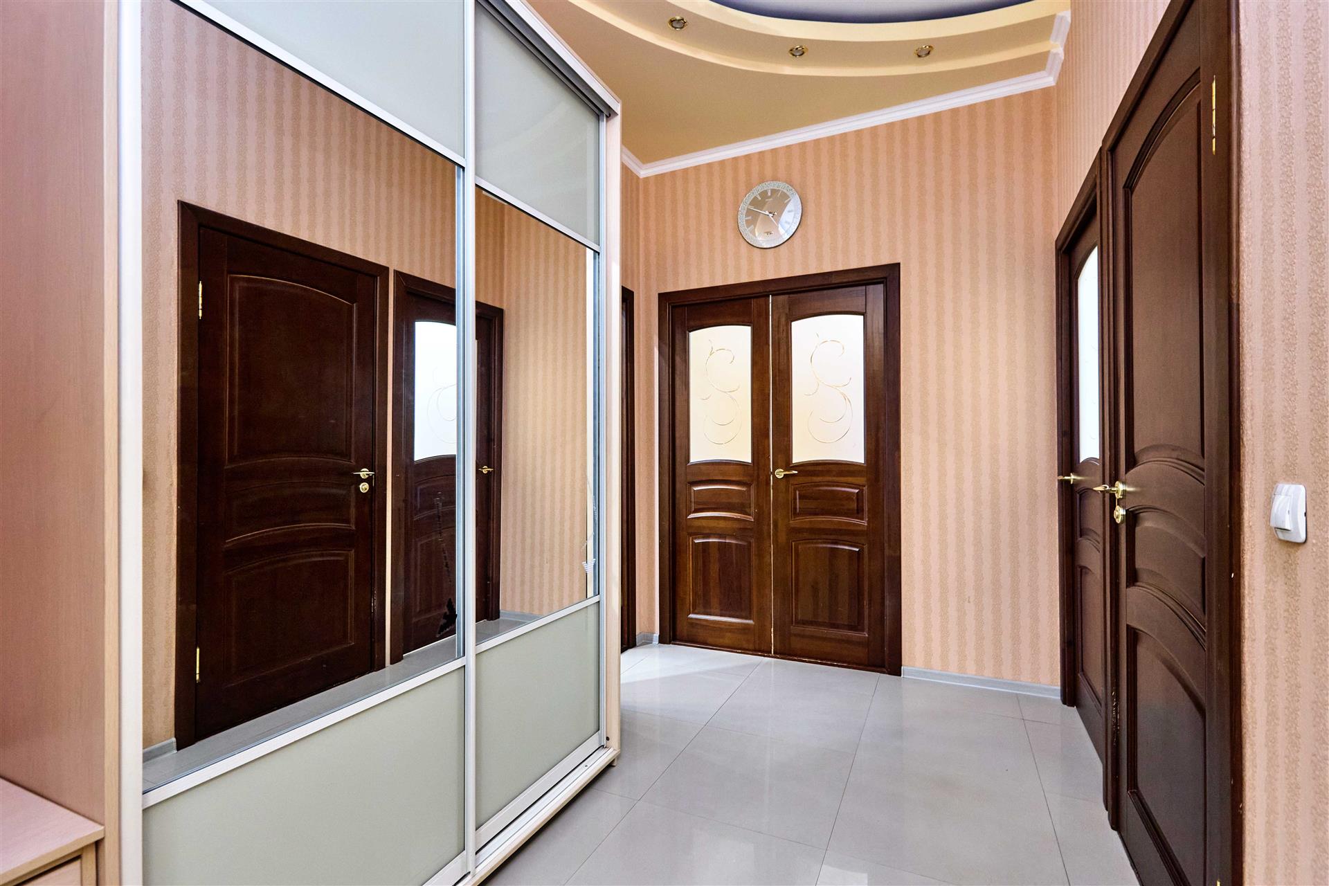 Фото №17: 2-комнатная квартира 90 м² - Краснодар, Центральный внутригородской округ, Западный внутригородской округ, мкр. Центральный, ул. Кубанская набережная, 37/11