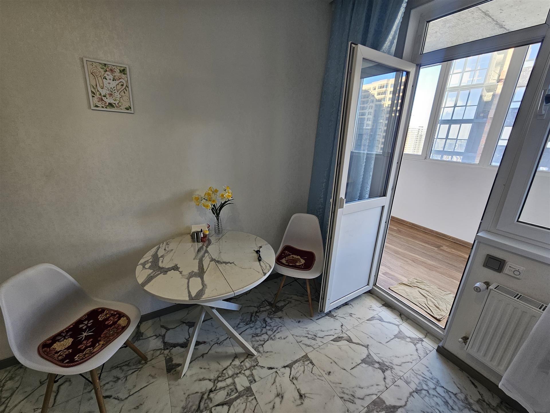 Фото №2: 2-комнатная квартира 63 м² - Краснодар, Прикубанский внутригородской округ, мкр. ЖК Хорошая Погода, ул. Кирилла Россинского, 3/2