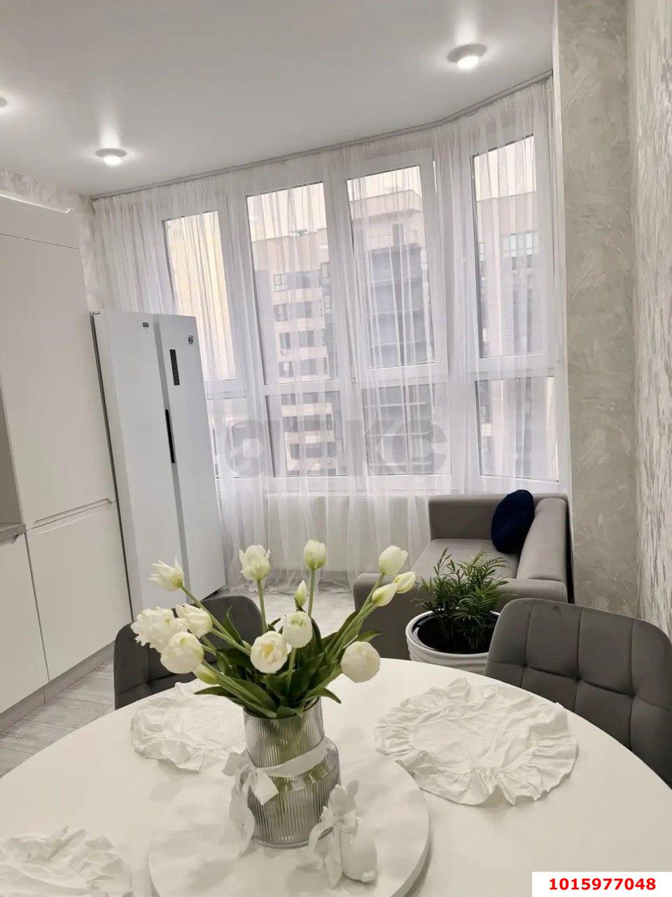 Фото №2: 2-комнатная квартира 51 м² - Краснодар, Прикубанский внутригородской округ, мкр. Губернский, ул. имени Героя Николая Шевелёва, 3/1